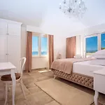 Porto Mimice, 40sqm Heated Private Pool, 4 Bedrooms, Sauna, Gym, Billiard * Mimice