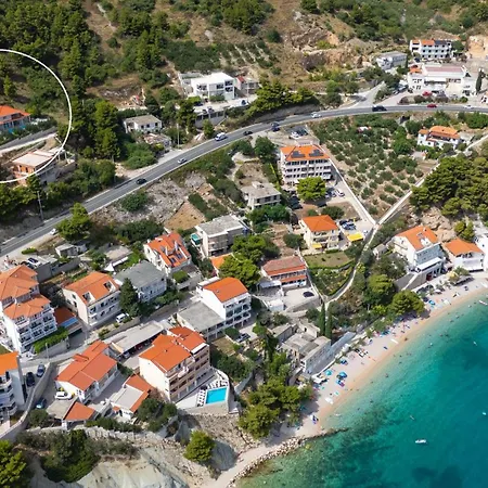 Villa Porto Mimice, 40sqm Heated Private Pool, 4 Bedrooms, Sauna, Gym, Billiard Mimice